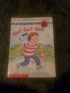 Go! Go! Go! (Scholastic At-Home Phonics Reading Program, Book 1) 