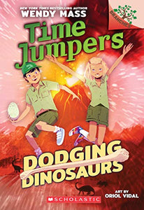 Dodging Dinosaurs: A Branches Book (Time Jumpers #4) 