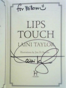 Lips Touch 