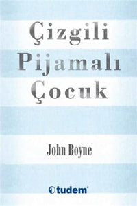 Çizgili Pijamalı Çocuk 